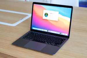 M4? Nah. M3? Pfft. This brand-new M1 MacBook Air is a steal at $599