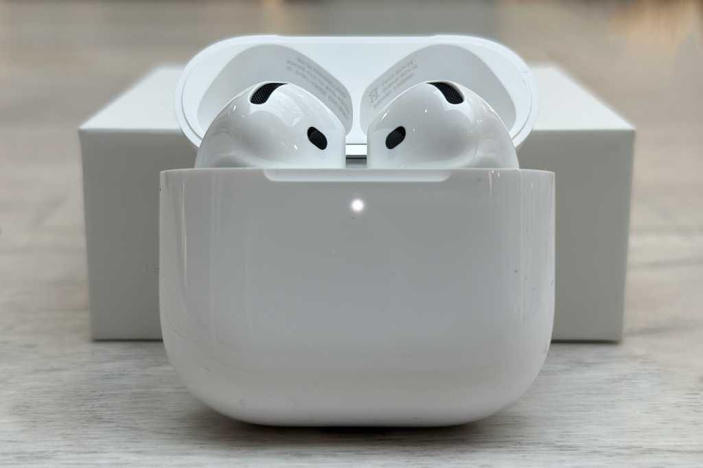 AirPods 4