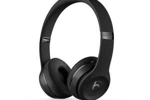 The Beats Solo3 wireless headphones are cheaper than they’ve ever been on Amazon