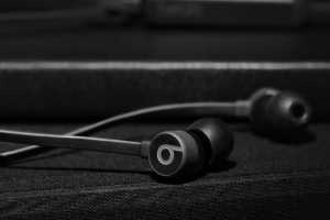 Today only, grab BeatsX wireless headphones for just $70