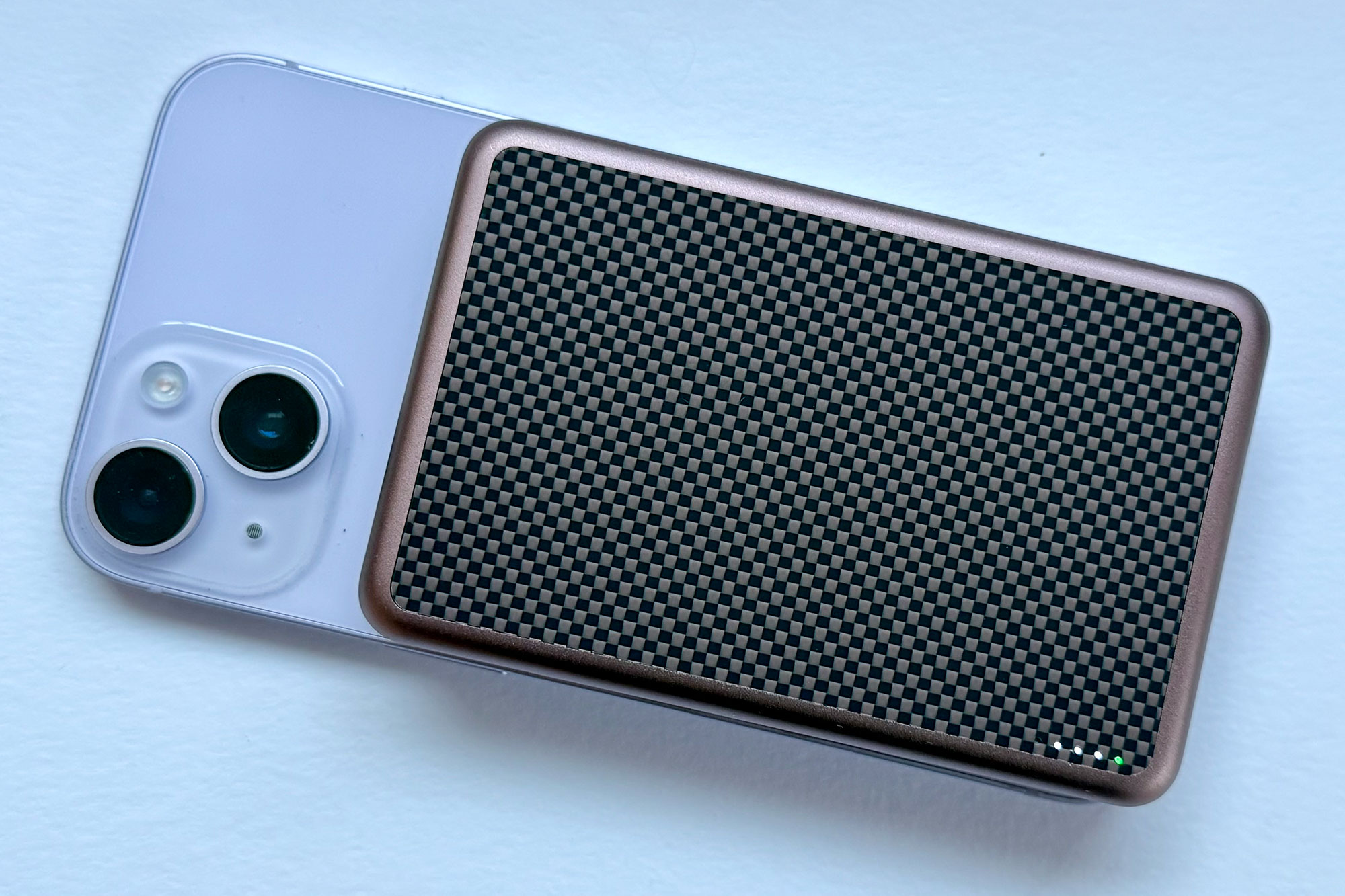 Benks ArmorGo Qi2 Power Bank (10K) - Tough Aramid Fiber case