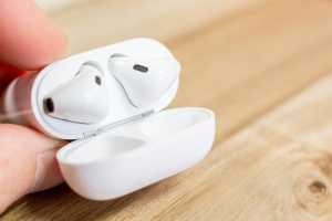 AirPods Pro and AirPods Max refreshes due this fall