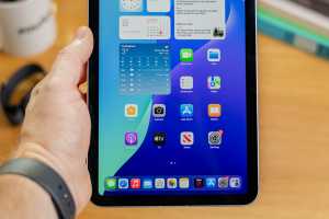 The iPadOS 26-ready A17 Pro iPad mini is $100 off right now