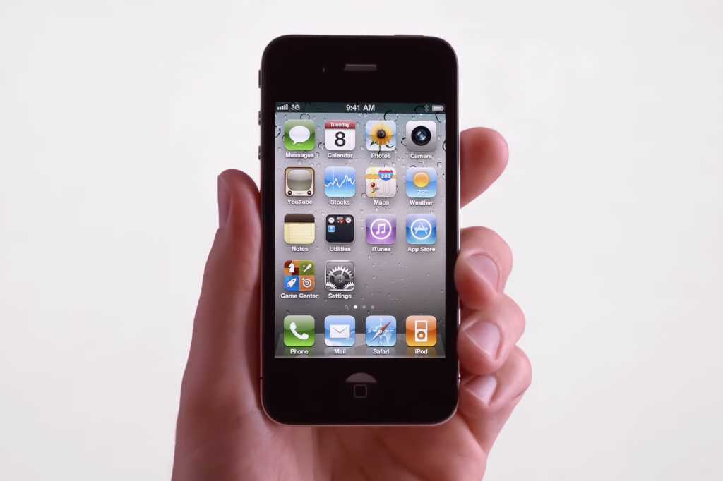 iPhone 4 image from Apple