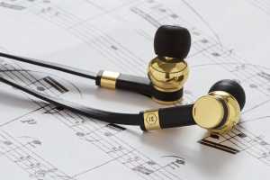 Master & Dynamic ME05 earbuds review