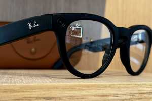 Apple explores smart glasses options for life after Vision Pro