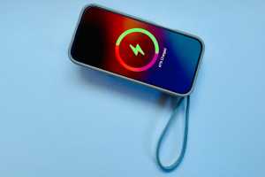 Ugreen 25W MagFlow Magnetic Wireless 10K Power Bank review: Leader of the pack