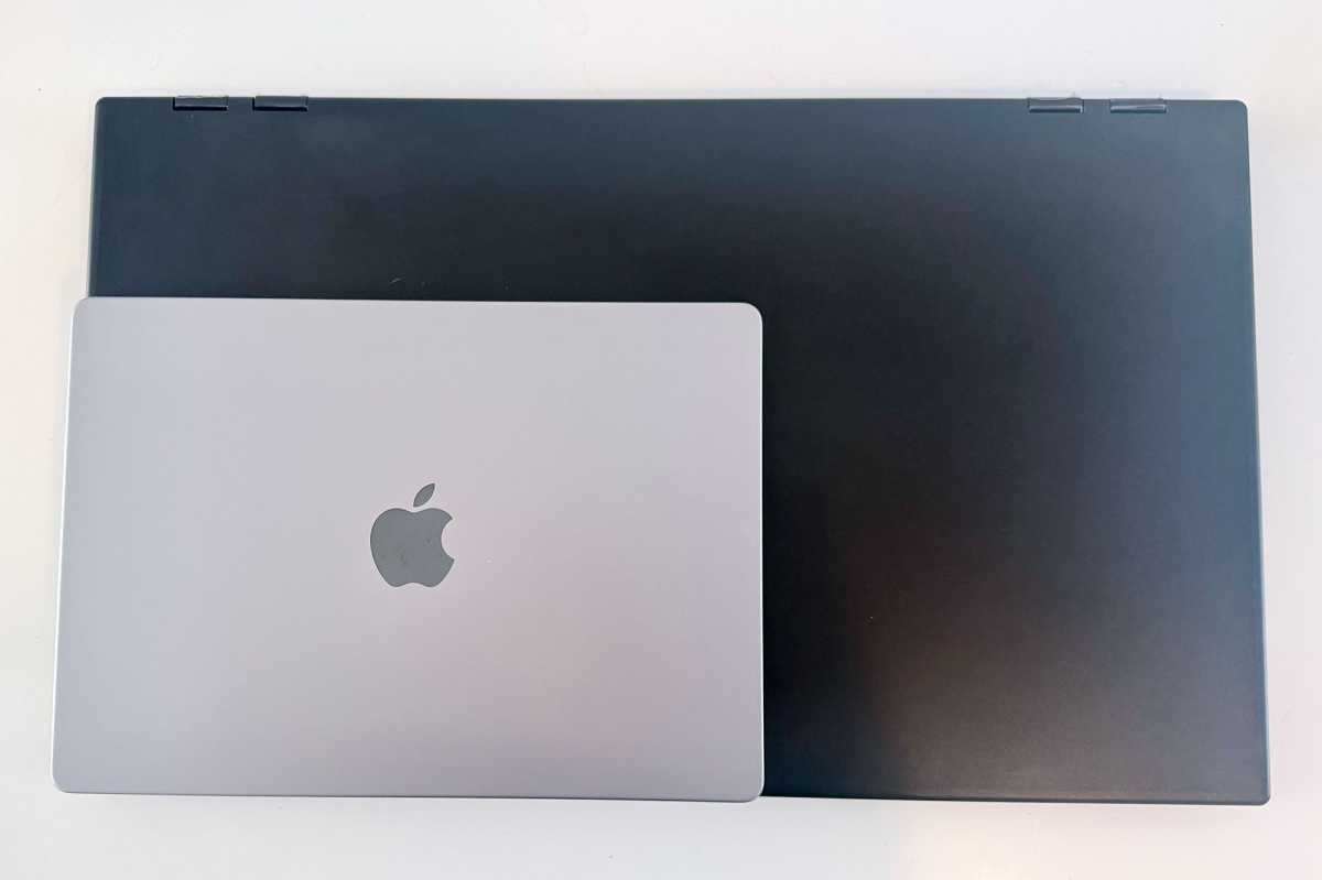 UPerfect Delta Mega Dual Screen Portable Monitor flat MacBook 14