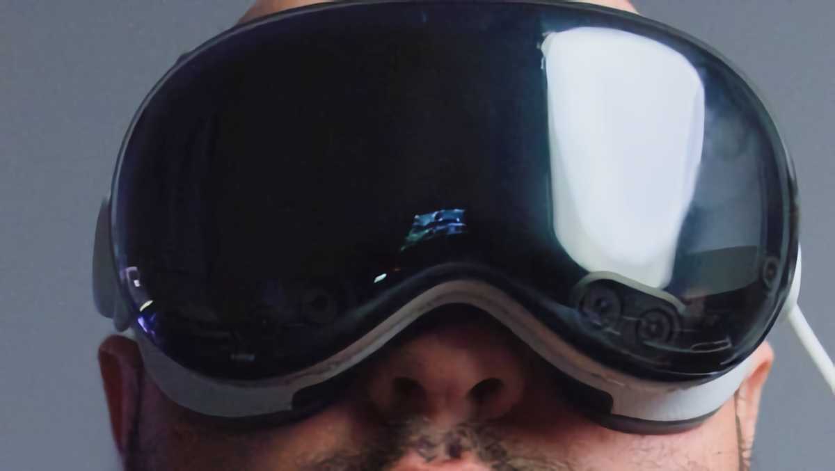 Apple Vision Pro